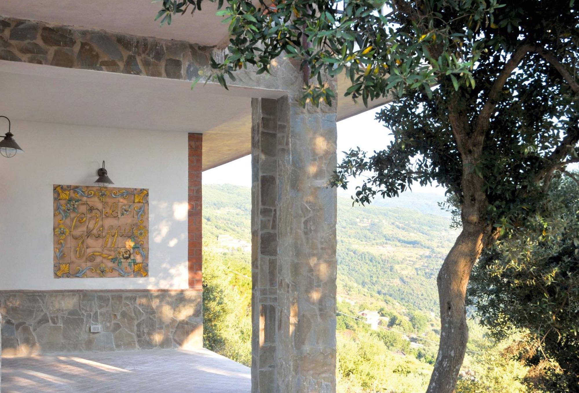 Гостевой дом Casale Il Gheppio Laureana Cilento Экстерьер фото